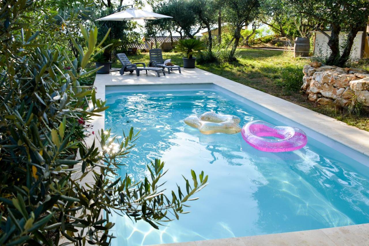 Villa La Marroniere Brignoles Esterno foto
